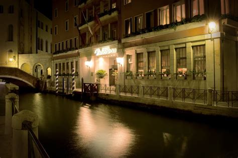 Hotel Papadopoli Venezia MGallery by Sofitel in Venice | Best Rates & Deals on Orbitz