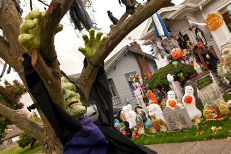 Halloween Events that Everyone in Your Community Association Can Enjoy