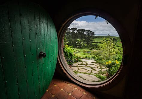 Inside The Hobbit Hole Of Bilbo Baggins | I spent many hours… | Flickr