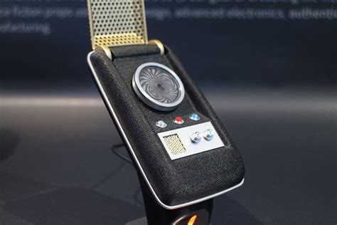 Bluetooth Star Trek Communicator Hands On | Digital Trends