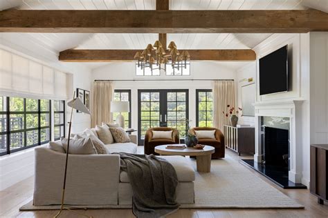 Heath Interiors Brings Understated Elegance to a Familiar Home in ...