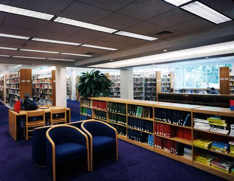 Westbury Public Library | Bentel & Bentel Architects/Planners A.I.A.