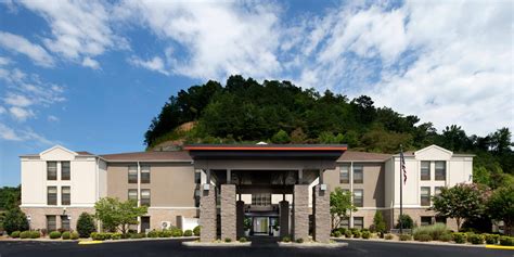 Affordable Hotel in Middlesboro, Kentucky | Holiday Inn Express Middlesboro