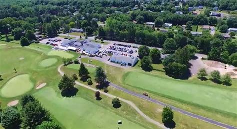 Clubhouse and Course - Watertown Golf Club