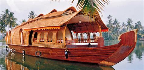 Top 10 Backwater Destinations in Kerala that You Can’t Miss - India Travel Blog