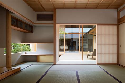 Hiiragi’s House is a Japanese home arranged around a courtyard and old tree – 【Architectural CAD ...