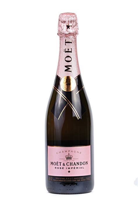 moet rose - Google Search Chandon Rose, Moet Chandon, Moet Rose, Champagne, Drinks, Bottle ...