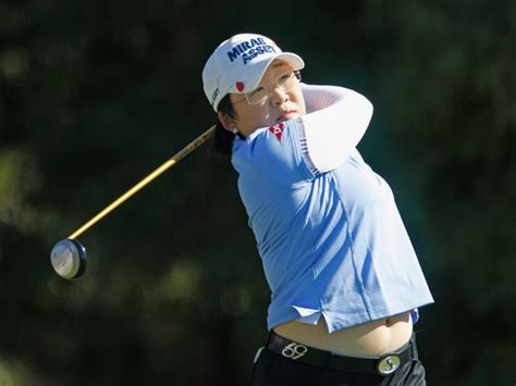 No. 1 Women's Golfer, Jiyai Shin, Reflects on "Dream" Season - CBS News