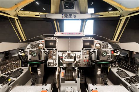 Além de motores, Boeing mostra cockpit atualizado do B-52 - Airway