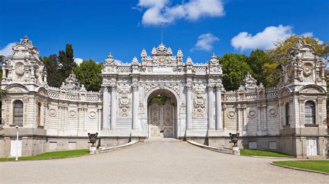 Dolmabahce Palace - Viaurbis.com