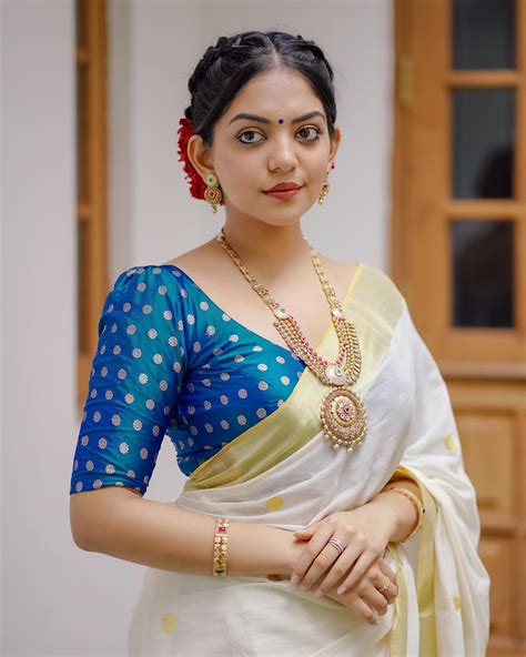 Ahaana Krishna Onam 2022 Photos In Kerala Saree Look 005 - Kerala9.com