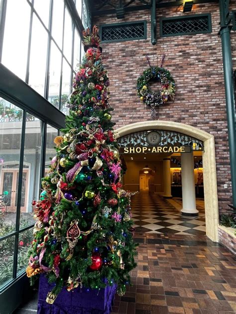 Christmas Decorations Spruce Up Disney's Port Orleans French Quarter Resort! - MickeyBlog.com