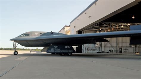 Runway At Whiteman AFB Reopens After B-2 Landing Incident | The Drive