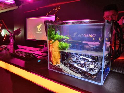 Behind GIGABYTE’s Fish Tank Oil System: A New Take on Liquid Cooling