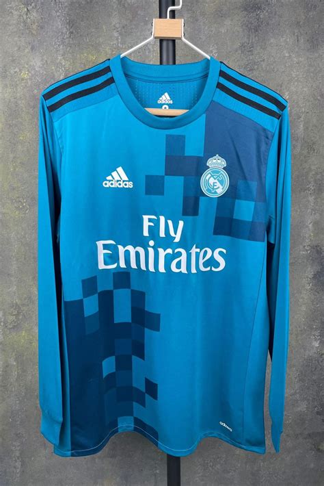 Real Madrid Third Ronaldo 2017-18 Full Sleeve Retro Jersey - Jersey Kit