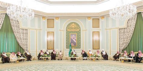 King Salman receives Shura council and Islamic Clerics at Al-Yamamah ...