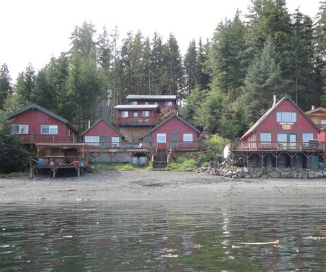 Alaska Salmon and Halibut Fishing Lodge | Green Rocks Lodge