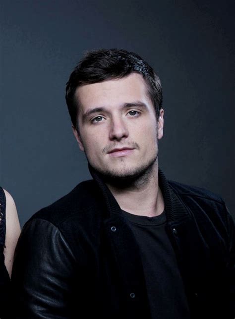 Josh Hutcherson - The Hunger Games: Mockingjay Part 1 Portrait... | Josh hutcherson, Hunger ...