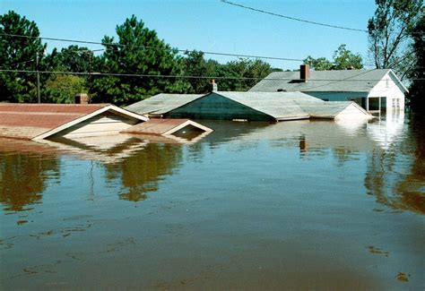 PHOTOS: Looking back at Hurricane Floyd’s destruction, 20 years later - WTOP News