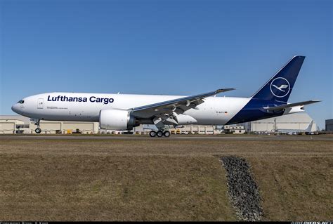 Boeing 777-F - Lufthansa Cargo | Aviation Photo #5453317 | Airliners.net