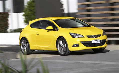 Opel Astra GTC Sport gets new 1.6 SIDI Turbo and 6-speed auto - ForceGT.com