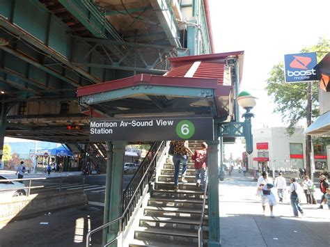 Detectives probe deadly stabbing at 6 train station in the Bronx ...