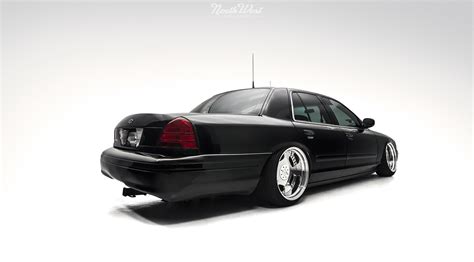 Steelhoover's Stanced Crown Vic at RSCS8