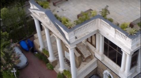 SRK’s Mannat: Features Of Shahrukh Khan's Home