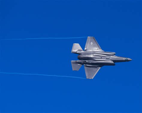 F-35A Landing Gear Malfunctions at Hill AFB | Air & Space Forces Magazine