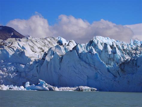 Viedma glacier on Lake Viedma in Patagonia. Argentina. | Flickr