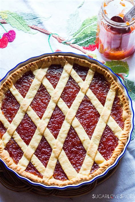 Quince Jam Tart (Crostata con Marmellata di Mele Cotogne) - SugarLoveSpices