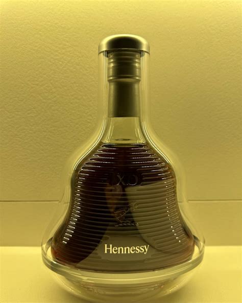HENNESSY XO LIMITED EDITION, Food & Drinks, Alcoholic Beverages on Carousell