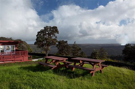 Volcano House - Iconic Inn Next To One Of The World's Most Active Volcanoes