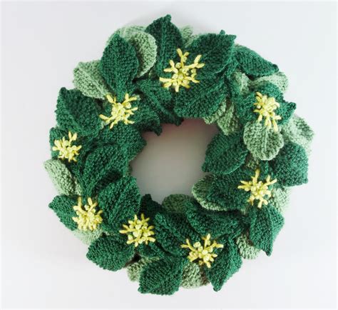 Frankie's Knitted Stuff: Christmas Wreath