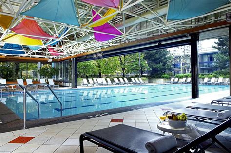 Sheraton Fitness & Pool - Swimming Pools - 123 Queen Street W, Downtown Core, Toronto, ON ...