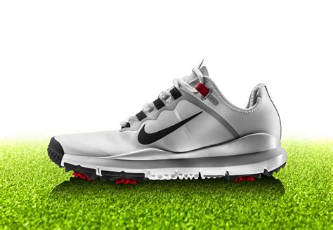 Nike TW '13 - Tiger Woods' Nike FREE-Inspired Golf Shoe | Sole Collector