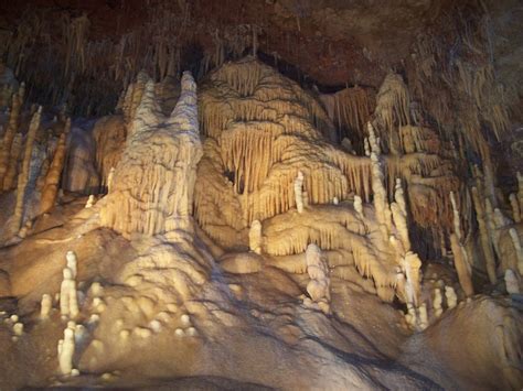 Gigi and Cat's 2013 RV Adventures: The Natural Bridge Caverns