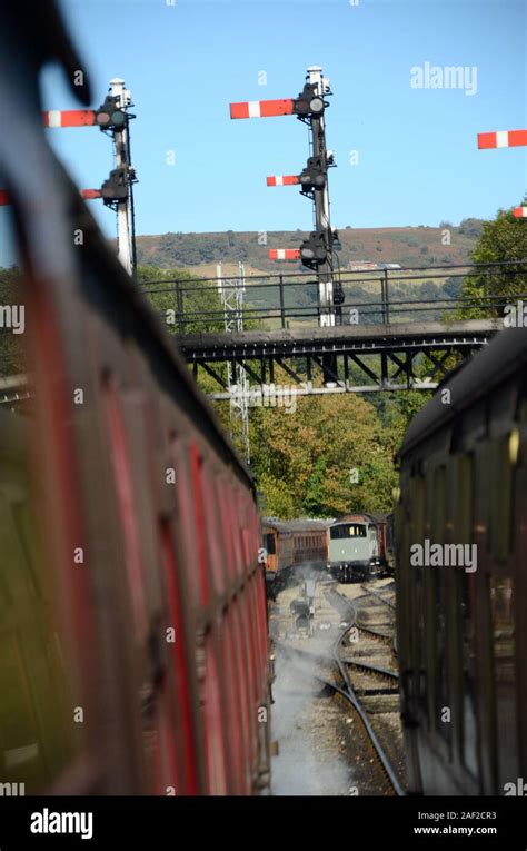 steam train at Goathland railway station Stock Photo - Alamy