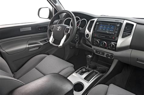 Share 95+ about interior 2015 toyota tacoma latest - in.daotaonec