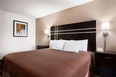 Travelodge by Wyndham Killeen/Fort Hood | Killeen, TX Hotels