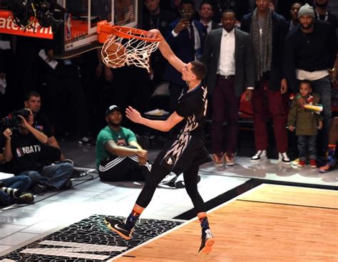 T-Wolves rookie Zach LaVine puts on a show in winning dunk contest - Ultimate Rockets