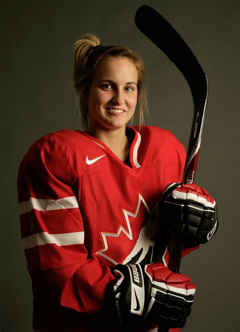 Marie-Philip Poulin - Team Canada | Ice hockey, Women's hockey, Hockey training