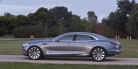 Buick Avenir Concept previews future design | CarSession