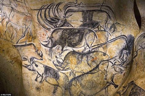 The Fine Cave Paintings of Chauvet-Pont-d'Arc Cave | Amusing Planet