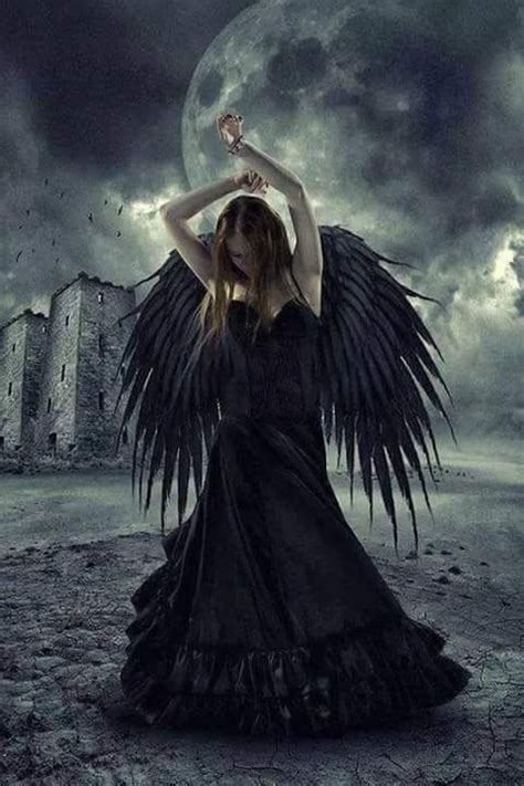 Pin by Daisy Guzman on wings | Angel pictures, Gothic angel, Angel art