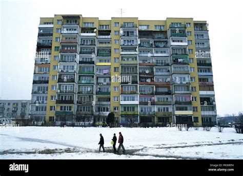 Soviet block flats hi-res stock photography and images - Alamy