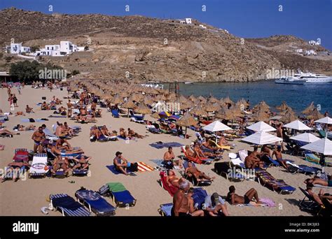 Super Paradise beach, Mykonos island, Greece Stock Photo - Alamy