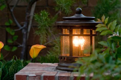 15 Different Outdoor Lighting Ideas for Your Home (All Types)