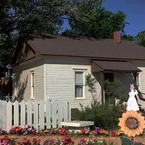 Dorothy's House from "The Wizard of Oz" - RV Travel