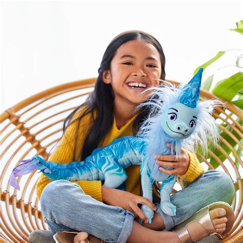 Sisu Dragon Plush – Raya and the Last Dragon – Medium 23'' is now available online – Dis ...